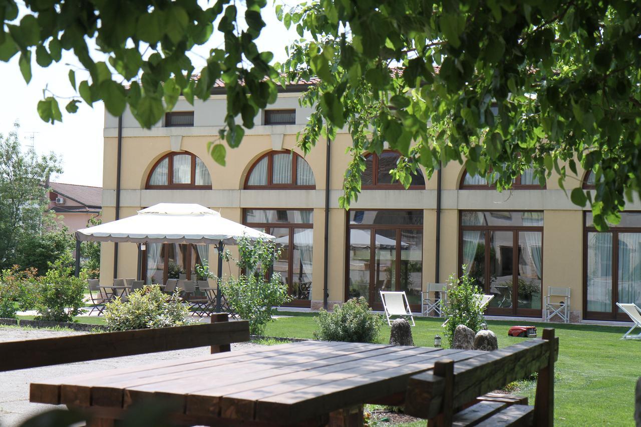 Agriturismo Otto Ducati D'Oro Isola della Scala Exterior foto